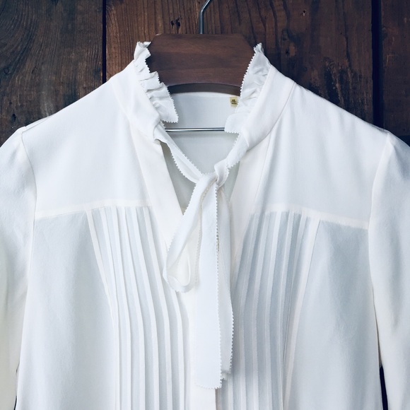 Elie Tahari 100% silk blouse XS Ivory - Picture 2 of 8